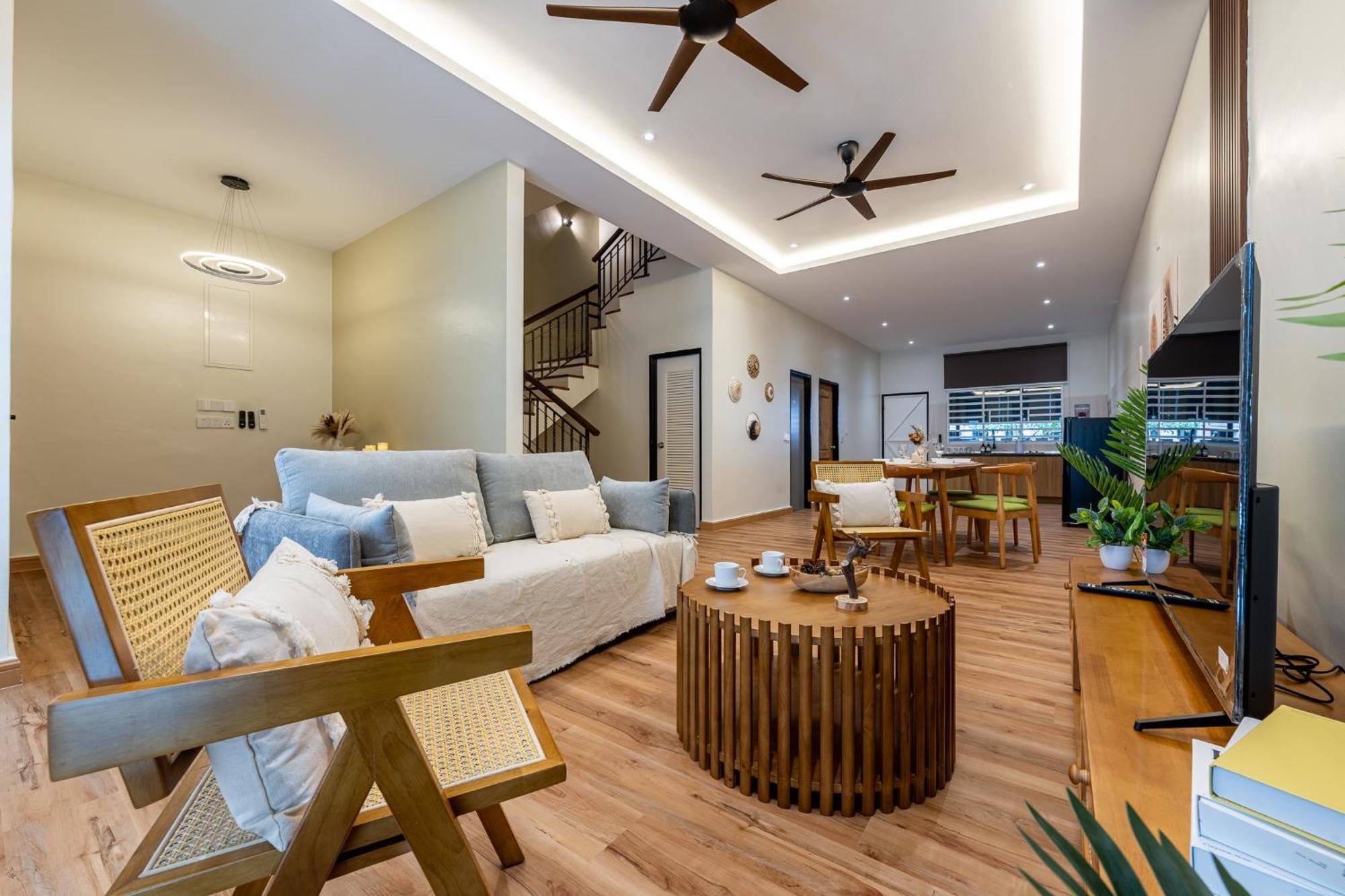 La Ferringhi - Balinese Collection, By Alv Homestay