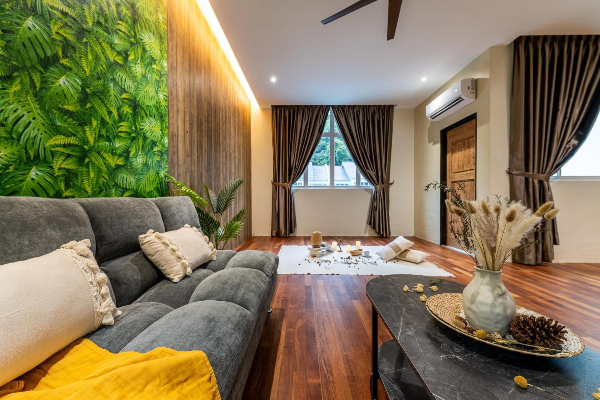La Ferringhi - Balinese Collection, By Alv