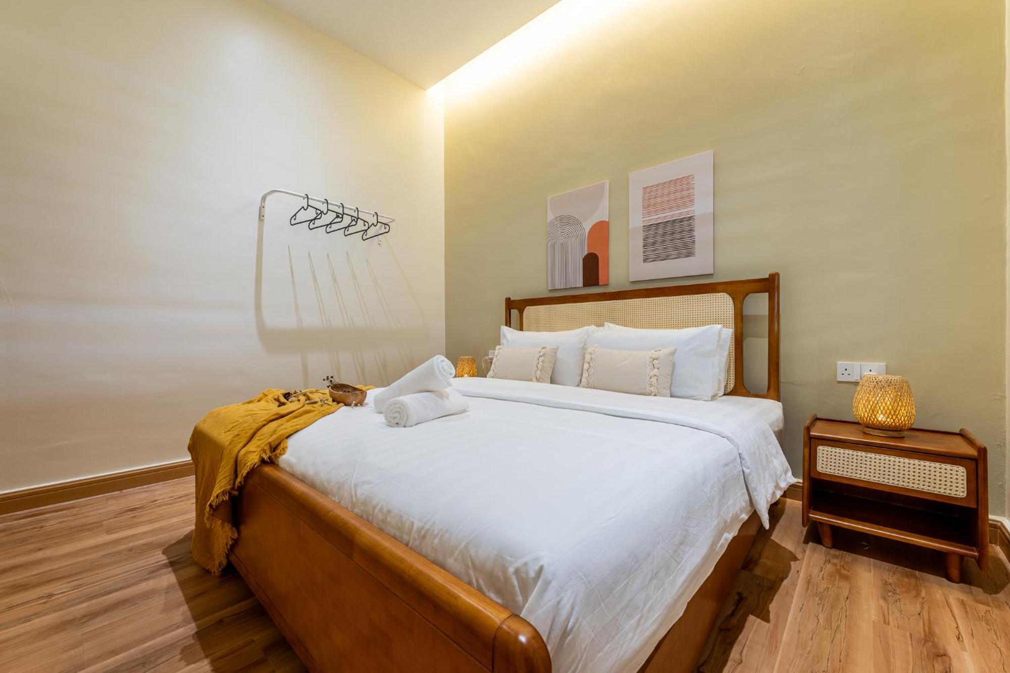 La Ferringhi - Balinese Collection, By Alv Homestay