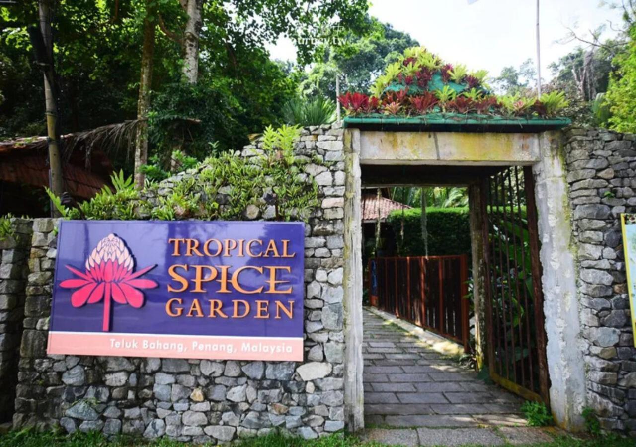 La Ferringhi - Balinese Collection, By Alv Homestay Batu Ferringhi